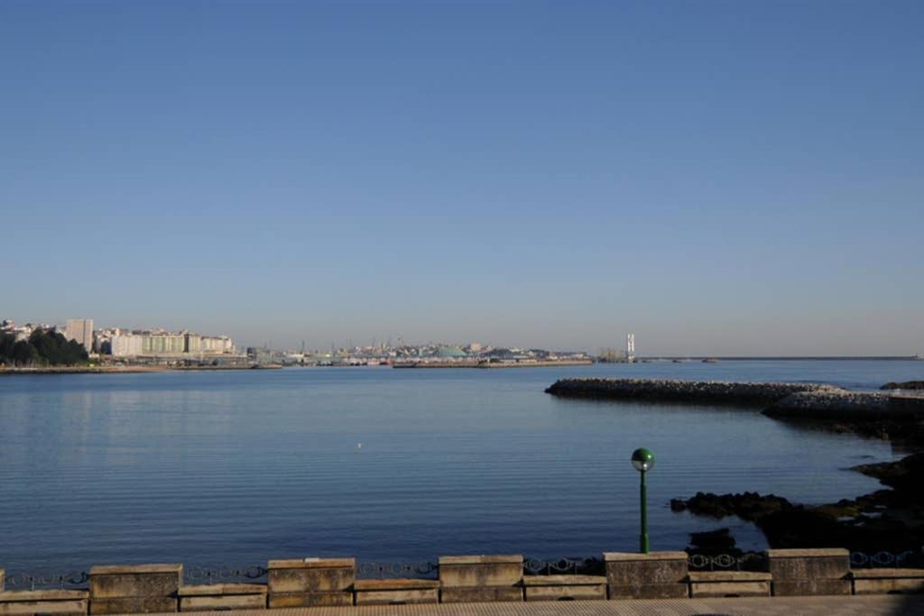 A Coruna - Playa Santa Cristina, Perillo-أوليروس المظهر الخارجي الصورة